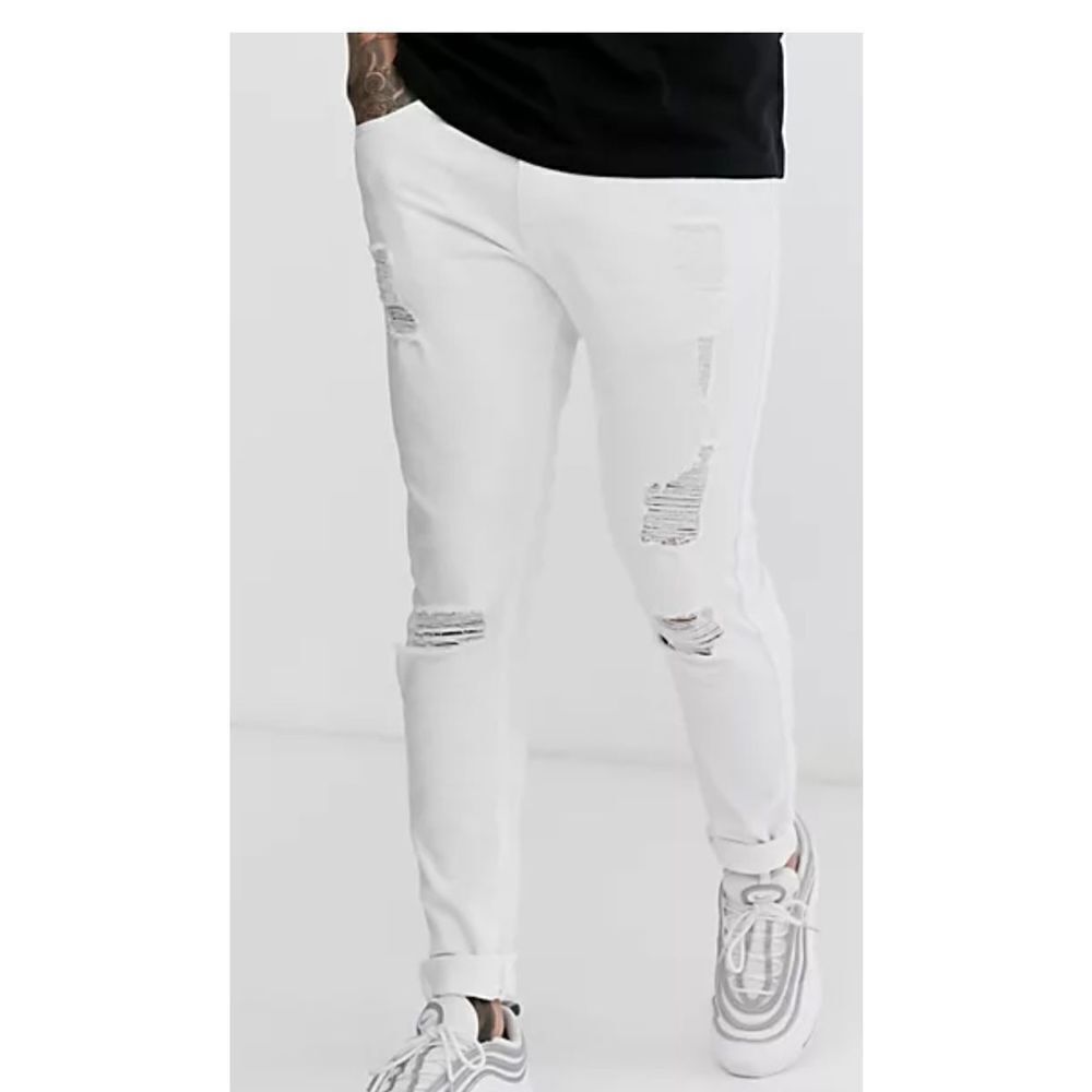 NWT Asos Men's destroyed white jeans sz 30x30